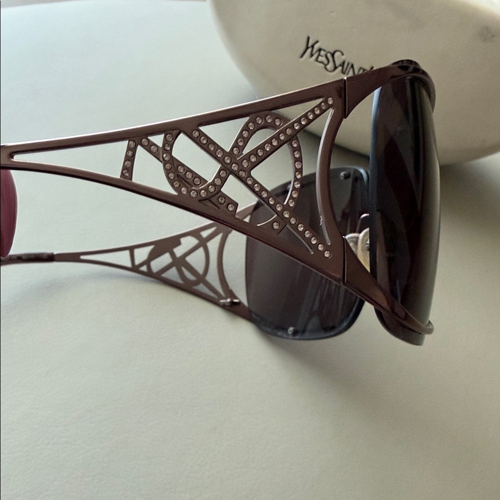 Yves Saint Laurent Vintage 6083/Strass Oversized Shield Sunglasses - Picture 6 of 6